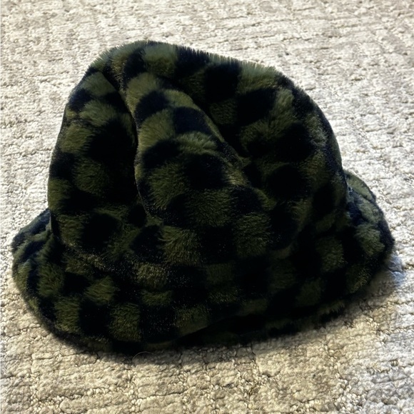 Faux Fur Checkerboard Bucket Hat - Picture 1 of 4